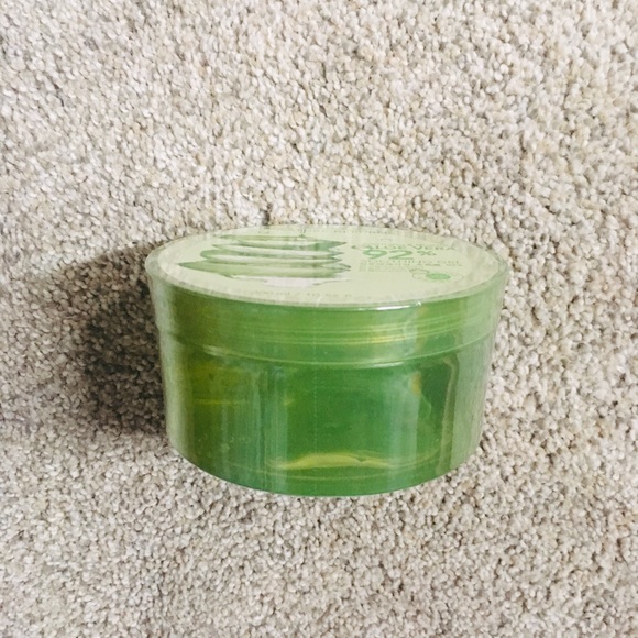 Nature Republic Aloe Vera 92% Soothing Gel - Picture 2 of 4
